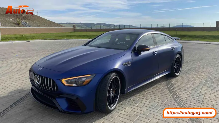 تصميم مرسيدس AMG GT الداخلي