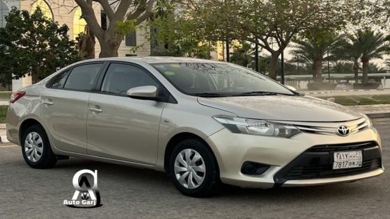تويوتا يارس 2017