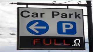 مواقف السيارات بفجوة